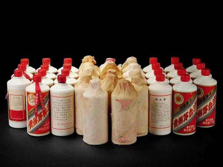 新昌日照岚山回收酒价格哪里回收(附近上门回收茅台酒）?